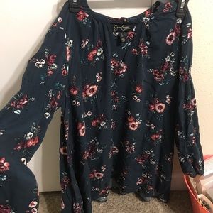 Jessica Simpson floral maternity long top